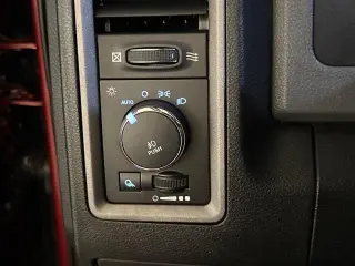 Ram 1500 2015 4x2 Express 4p Camioneta Cabina Completa 5.5 ft. SB