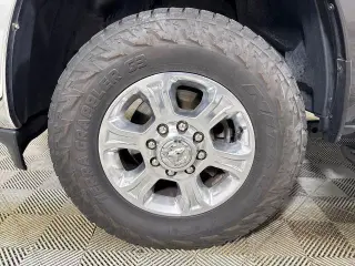 Ram 2500 2024 4x4 Big Horn 4p. Cabina de Tripulación 6.3 ft. SB Camioneta
