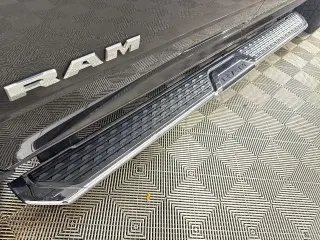Ram 2500 2024 4x4 Big Horn 4p. Cabina de Tripulación 6.3 ft. SB Camioneta