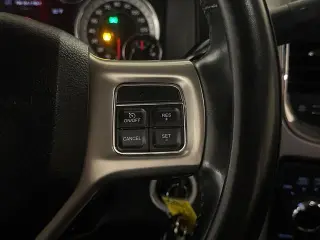 Ram 2500 2016 4x4 Laramie 4p. Cabina de Tripulação 6,3 pies Cabina Simple