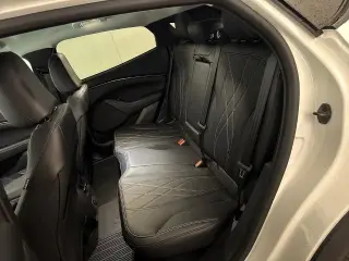 Ford Mustang Mach-E 2025 Select 4dr SUV