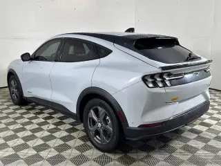 Ford Mustang Mach-E 2023 Select 4p SUV