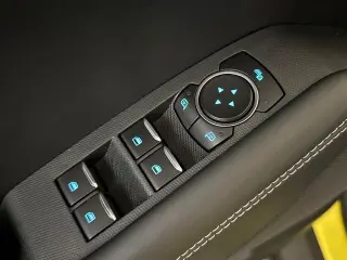Ford Mustang Mach-E 2025 AWD Select 4p SUV