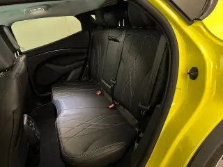 Ford Mustang Mach-E 2025 AWD Select 4p SUV