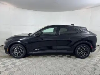 Ford Mustang Mach-E 2025 Premium 4p SUV