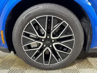 Ford Mustang Mach-E 2025 Premium 4p SUV
