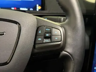Ford Mustang Mach-E 2025 Premium 4p SUV