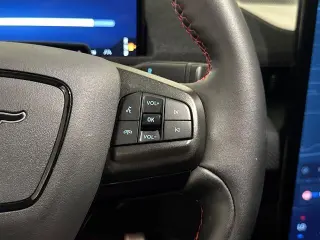 Ford Mustang Mach-E 2025 Premium 4p SUV