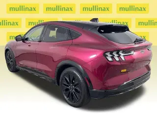 Ford Mustang Mach-E 2025 Premium 4p SUV