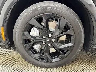 Ford Mustang Mach-E 2023 Premium SUV de 4 puertas