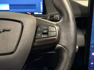 Ford Mustang Mach-E 2024 Premium 4p SUV
