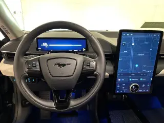 Ford Mustang Mach-E 2025 Premium 4dr SUV