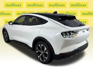 Ford Mustang Mach-E 2023 Premium 4p SUV