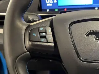 Ford Mustang Mach-E 2021 AWD Premium 4p SUV