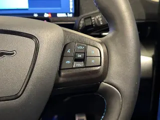 Ford Mustang Mach-E 2021 AWD Premium 4p SUV