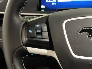 Ford Mustang Mach-E 2025 AWD GT 4p SUV