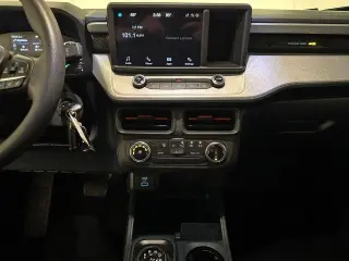 Ford Maverick 2023 XLT 4dr SuperCrew 4.5 pies SB