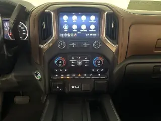 Chevrolet Silverado 1500 2021 4x2 High Country 4p Cabina de Tripulante 5.8 pies ST