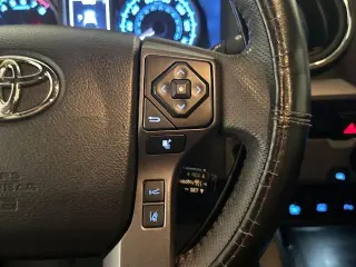 Toyota Tacoma 2022 4x2 TRD Sport 4p Cab Doble 5,0 ft SB