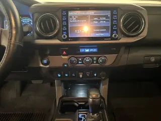 Toyota Tacoma 2022 4x2 TRD Sport 4p Cab Doble 5,0 ft SB