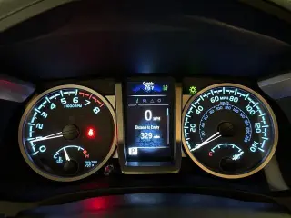Toyota Tacoma 2023 4x2 TRD Todo Terreno 4p Doble Cabina 5.0 ft CB