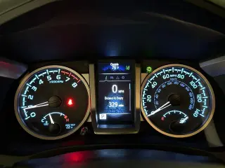 Toyota Tacoma 2023 4x2 TRD Todo Terreno 4p Doble Cabina 5.0 ft CB