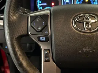Toyota Tacoma 2022 4x2 TRD Todo Terreno 4p Doble Cabina 5.0 ft SB