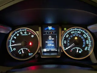 Toyota Tacoma 2022 4x2 TRD Todo Terreno 4p Doble Cabina 5.0 ft SB