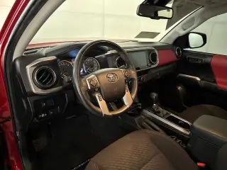 Toyota Tacoma 2022 4x2 TRD Todo Terreno 4p Doble Cabina 5.0 ft SB