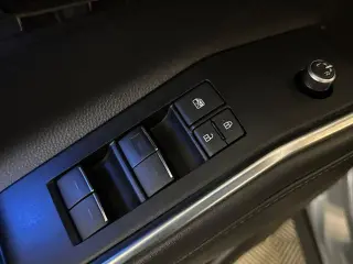 Toyota Highlander Hybrid 2021 AWD Limited 4p SUV