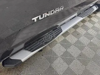 Toyota Tundra 2022 4x4 Limited 4dr CrewMax Cab Pickup SB