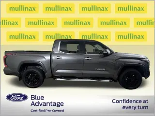 Toyota Tundra 2022 4x4 Limited 4dr CrewMax Cab Pickup SB