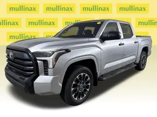 Toyota Tundra 2024 4x4 SR 4p CrewMax Cab Pickup SB