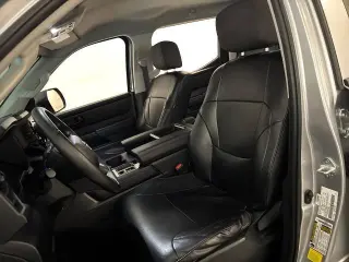 Toyota Tundra 2024 4x4 SR 4p CrewMax Cab Pickup SB