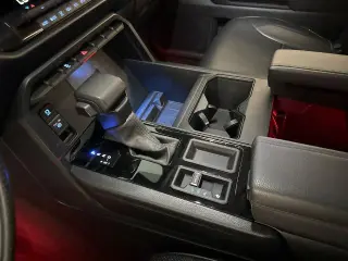 Toyota Tundra 2024 4x4 SR 4p CrewMax Cab Pickup SB