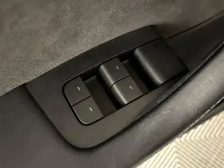 Tesla Model 3 2022 AWD Long Range 4p Sedán