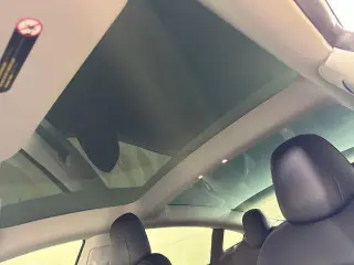 Tesla Model 3 2022 AWD Long Range 4p Sedán