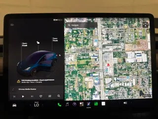 Tesla Model 3 2023 AWD Long Range 4p Sedan