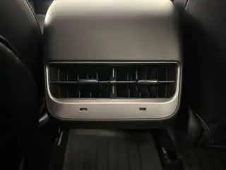 Tesla Model 3 2023 AWD Long Range 4p Sedan