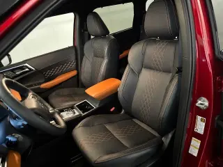 Mitsubishi Outlander PHEV 2025 AWD SEL 4p SUV
