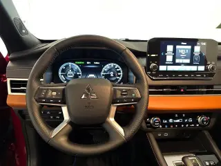 Mitsubishi Outlander PHEV 2025 AWD SEL 4p SUV