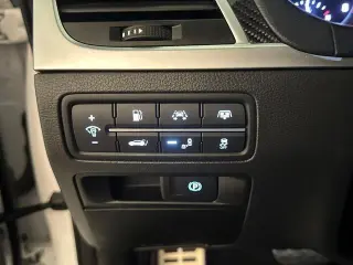 Genesis G80 2018 3.3T Sport sedán de 4 puertas