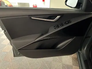 Kia Niro 2023 EX Touring 4dr Crossover