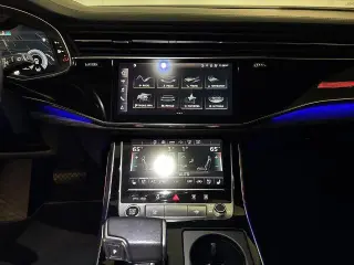 Audi Q8 2021 AWD quattro Prestige 55 TFSI 4p SUV