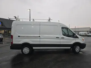 Furgoneta de carga Ford Transit 2019 250 3 puertas LWB Techo Medio con puerta corrediza del lado del pasajero