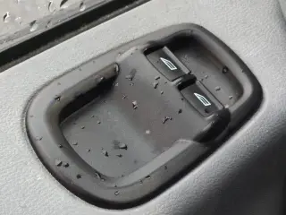 Furgoneta de carga Ford Transit 2019 250 3 puertas LWB Techo Medio con puerta corrediza del lado del pasajero