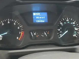 Furgoneta de carga Ford Transit 2019 250 3 puertas LWB Techo Medio con puerta corrediza del lado del pasajero