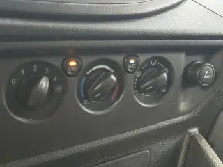 Furgoneta de carga Ford Transit 2019 250 3 puertas LWB Techo Medio con puerta corrediza del lado del pasajero
