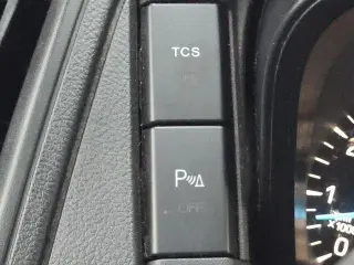 Furgoneta de carga Ford Transit 2019 250 3 puertas LWB Techo Medio con puerta corrediza del lado del pasajero