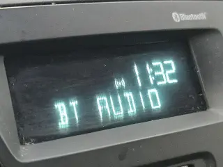 Furgoneta de carga Ford Transit 2019 250 3 puertas LWB Techo Medio con puerta corrediza del lado del pasajero